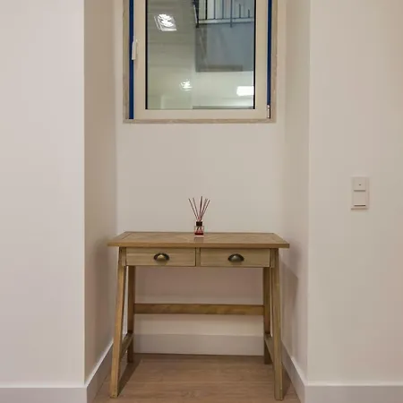 公寓 High Ceiling Duplex At Cais Do Sodre Lisboa